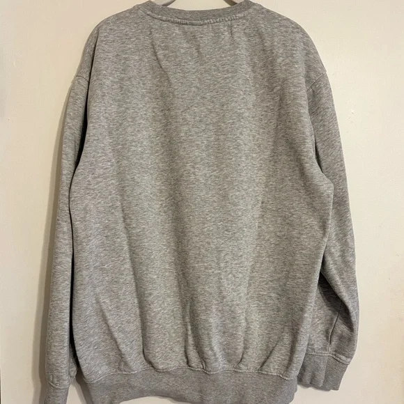 H&M Light Gray Relaxed Fit Crewneck Sweater - Picture 2 of 4